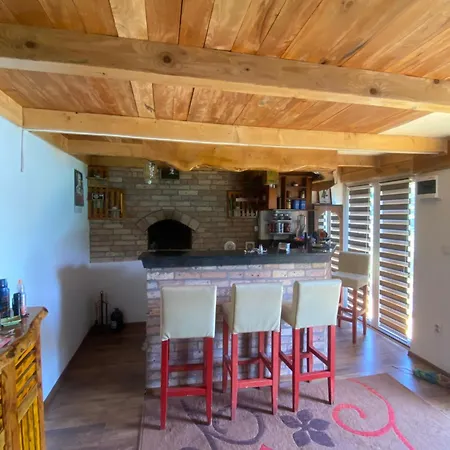 House בית נופש *