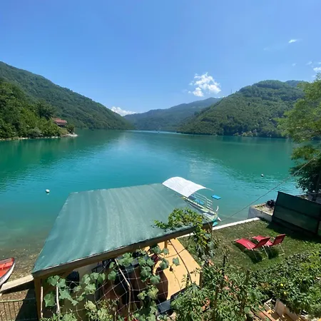 House * Jablanica